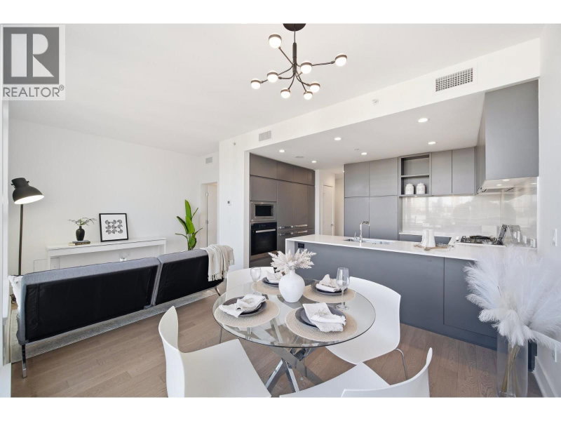 450 WESTVIEW Street Coquitlam British Columbia, V3K 0G3 - 2 Bedrooms Condo For Sale
