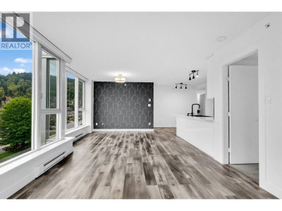 651 NOOTKA Way | Port Moody British Columbia | Slide Image Seven