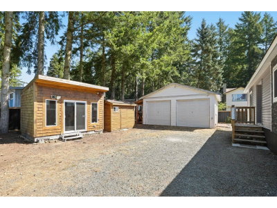 3940 204 Street | Langley British Columbia | Slide Image Thirty-three