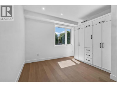 3271 E GEORGIA Street | Vancouver British Columbia | Slide Image Fifteen