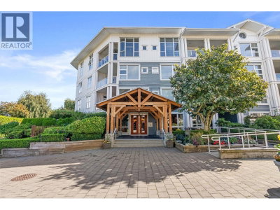 4600 WESTWATER Drive | Richmond British Columbia | Slide Image Three