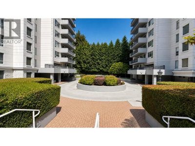 551 AUSTIN Avenue | Coquitlam British Columbia | Slide Image Three