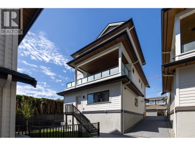 3874 WINLAKE Crescent | Burnaby British Columbia | Slide Image Twenty-nine
