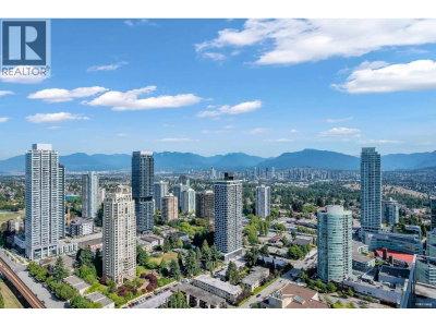 6383 MCKAY Avenue | Burnaby British Columbia | Slide Image Three
