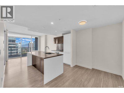 6383 MCKAY Avenue | Burnaby British Columbia | Slide Image Four