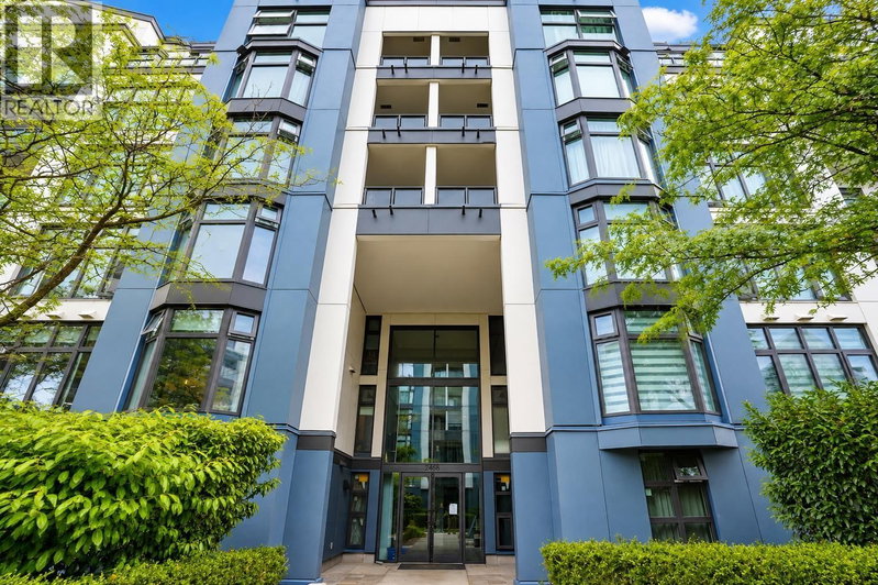 2468 BROADWAY Vancouver British Columbia, V5M 4V1 - 2 Bedrooms Condo For Sale