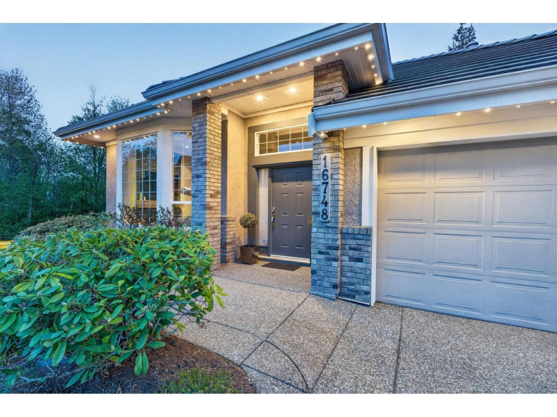 16748 109 Avenue Surrey British Columbia, V4N 5H6 - 3 Bedrooms Home For Sale