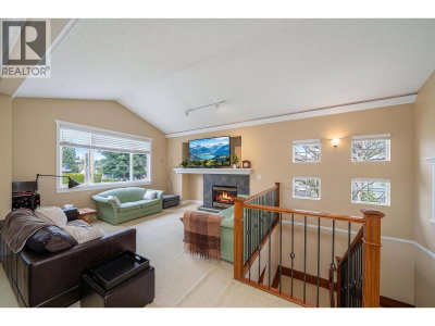 735 SCHOOLHOUSE Street | Coquitlam British Columbia | Slide Image Two