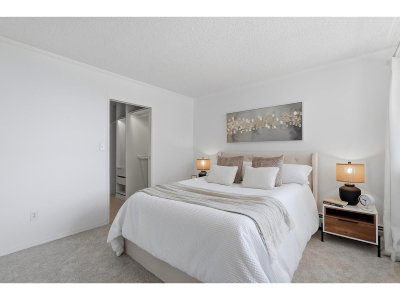 1480 FOSTER Street | White Rock British Columbia | Slide Image Thirteen