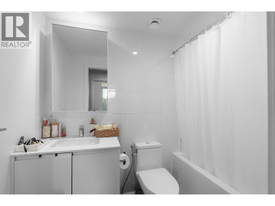 3809 EVERGREEN Place | Burnaby British Columbia | Slide Image Fourteen