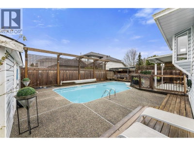23390 123 Avenue | Maple Ridge British Columbia | Slide Image Twenty-eight