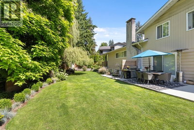 8240 MANSON Drive | Burnaby British Columbia | Slide Image Five