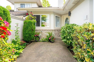 15099 28 Avenue | Surrey British Columbia | Slide Image Three