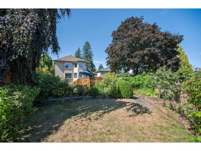16614 CHERRYHILL Crescent | Surrey British Columbia | Slide Image Thirty-eight