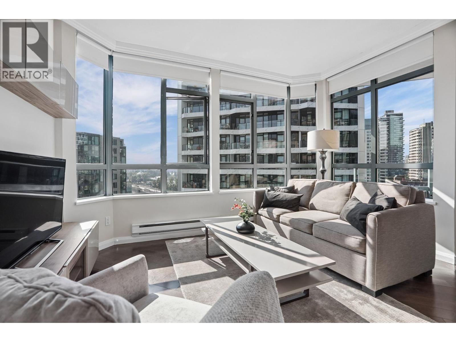 1383 HOWE Street, Vancouver, British Columbia V6Z 2R5