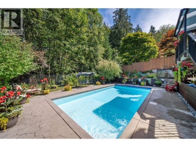 24781 MCCLURE Drive | Maple Ridge British Columbia | Slide Image Thirty