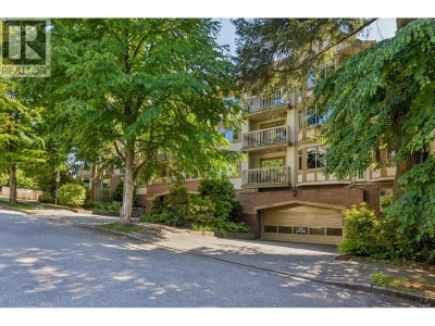 2059 CHESTERFIELD Avenue | North Vancouver British Columbia | Slide Image Thirty-eight