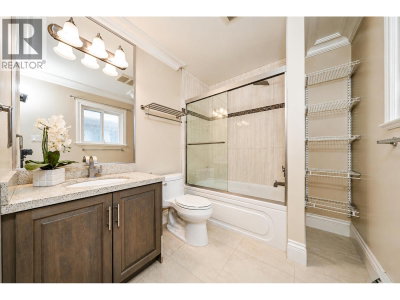 8231 SUNNYWOOD Drive | Richmond British Columbia | Slide Image Twenty-nine