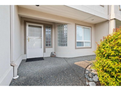8590 SUNRISE Drive | Chilliwack British Columbia | Slide Image Three