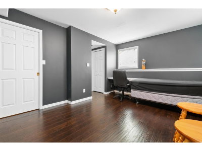 8590 SUNRISE Drive | Chilliwack British Columbia | Slide Image Nine