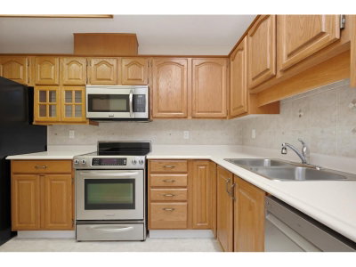 8985 MARY Street | Chilliwack British Columbia | Slide Image Four