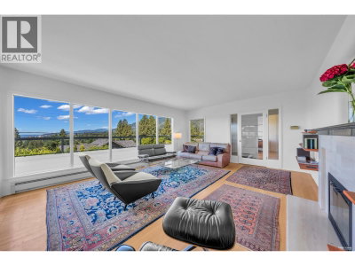 870 LEYLAND Street | West Vancouver British Columbia | Slide Image Eight