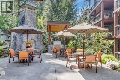 2020 LONDON Lane | Whistler British Columbia | Slide Image Nineteen