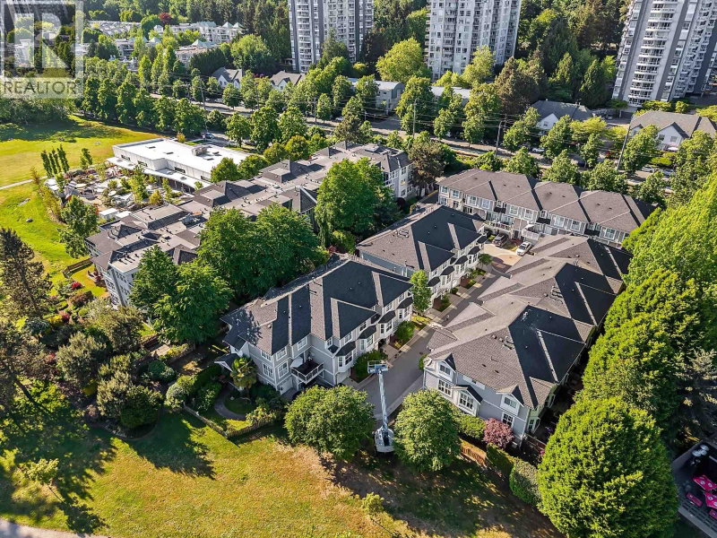 3038 KENT AVENUE SOUTH Vancouver British Columbia, V5S 4V8 - 2 Bedrooms Waterfront Condo For Sale