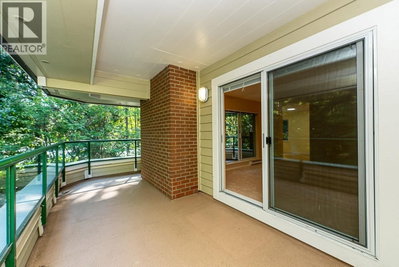 3690 BANFF Court | North Vancouver British Columbia | Slide Image Eighteen