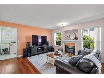 14711 75A Avenue | Surrey British Columbia | Slide Image Eleven