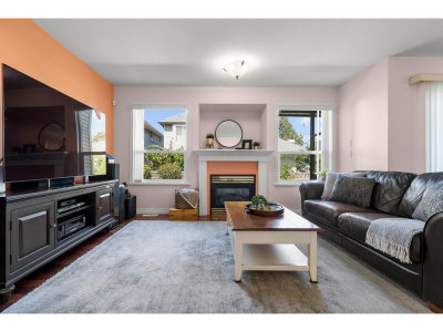 14711 75A Avenue | Surrey British Columbia | Slide Image Twelve