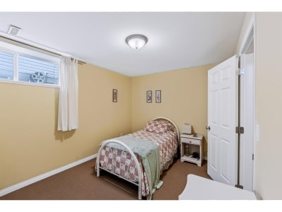 36256 STEPHEN LEACOCK Drive | Abbotsford British Columbia | Slide Image Twenty-seven