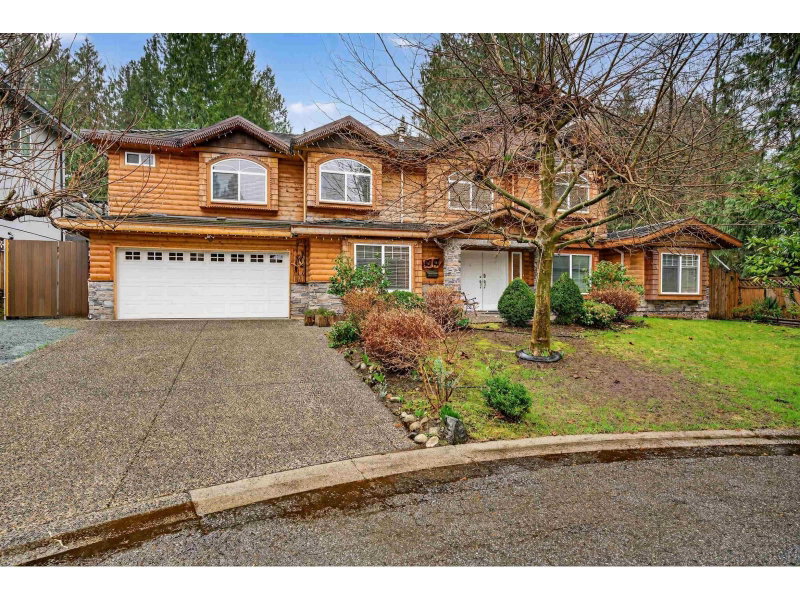 9766 130A Street Surrey British Columbia, V3T 5K4 - 8 Bedrooms Home For Sale