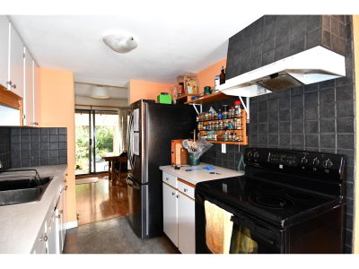 15855 ALDER Place | Surrey British Columbia | Slide Image Eight