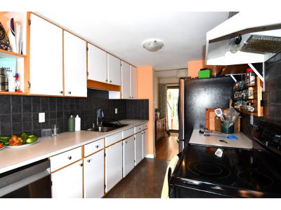15855 ALDER Place | Surrey British Columbia | Slide Image Nine