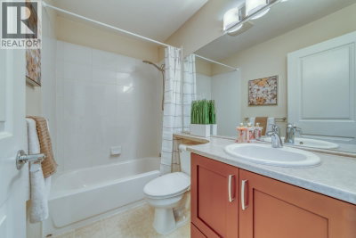 3105 DAYANEE SPRINGS Boulevard | Coquitlam British Columbia | Slide Image Nineteen