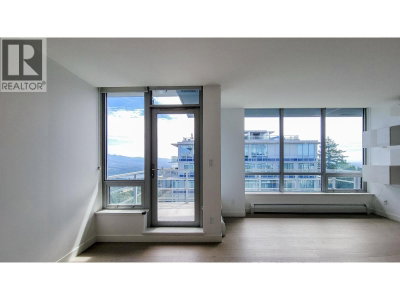 9060 UNIVERSITY Crescent | Burnaby British Columbia | Slide Image Ten