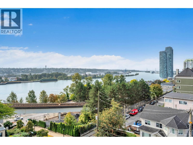 31 ELLIOT Street New Westminster British Columbia, V3L 5C9 - 2 Bedrooms Condo For Sale
