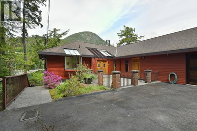 13119 NARROWS Road | Madeira Park British Columbia | Slide Image Thirteen