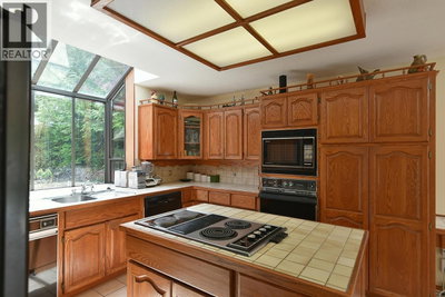 13119 NARROWS Road | Madeira Park British Columbia | Slide Image Eighteen