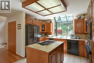 13119 NARROWS Road | Madeira Park British Columbia | Slide Image Nineteen