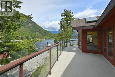 13119 NARROWS Road | Madeira Park British Columbia | Slide Image Twenty-two