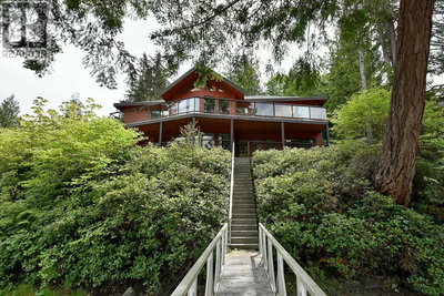 13119 NARROWS Road | Madeira Park British Columbia | Slide Image Nine
