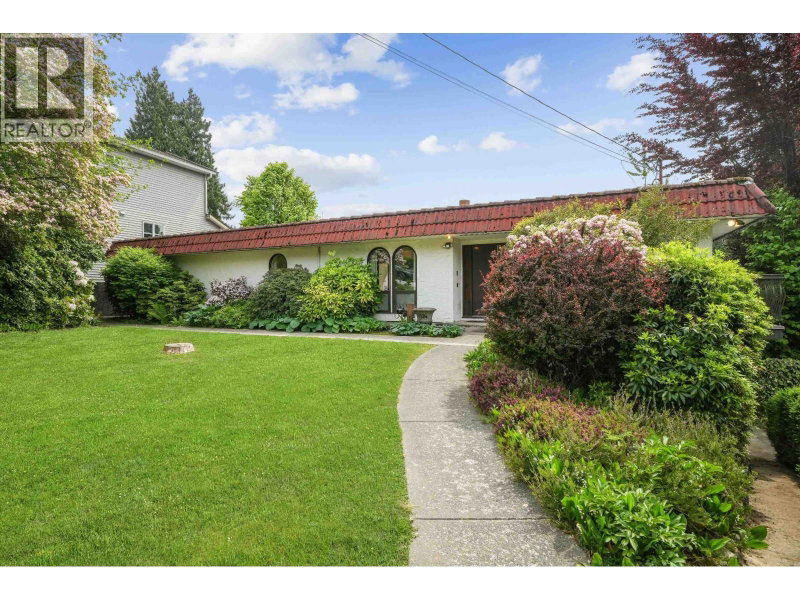 380 METTA Street Port Moody British Columbia, V3H 2Y4 - 3 Bedrooms Home For Sale