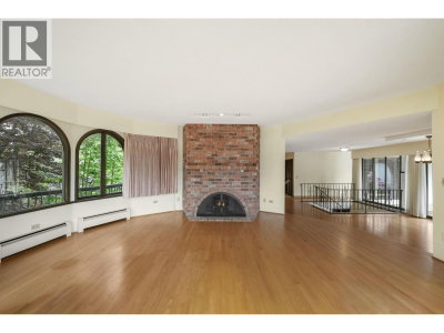 380 METTA Street | Port Moody British Columbia | Slide Image Seven