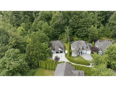 35787 GRAYSTONE Drive | Abbotsford British Columbia | Slide Image Two