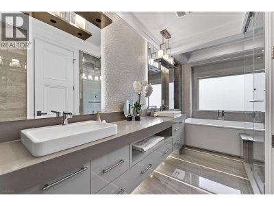 6331 CHATSWORTH Road | Richmond British Columbia | Slide Image Twenty-five