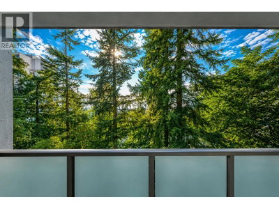 9541 ERICKSON Drive | Burnaby British Columbia | Slide Image Twenty-two