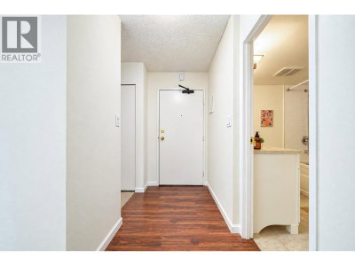 9541 ERICKSON Drive | Burnaby British Columbia | Slide Image Three