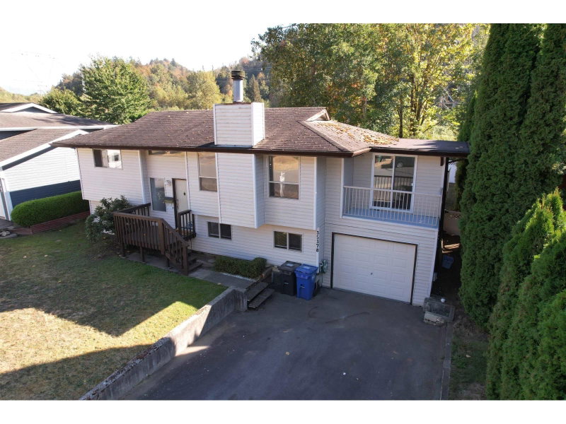 35378 WELLS GRAY Avenue Abbotsford British Columbia, V2S 5W9 - 3 Bedrooms Home For Sale